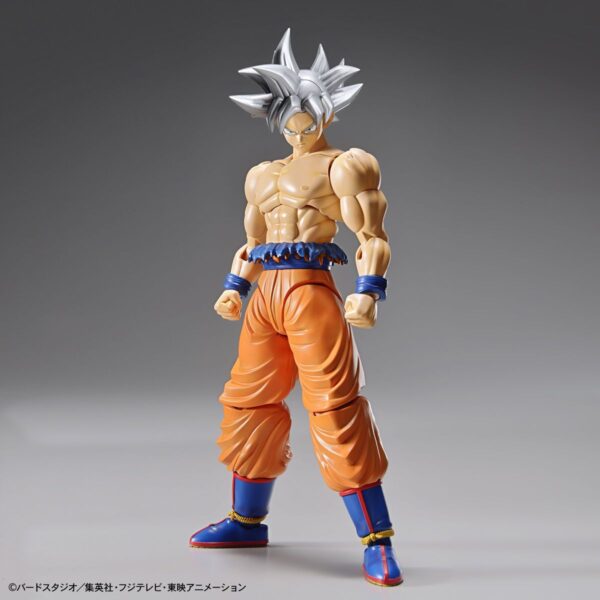 Figurine Son Goku Ultra Instinct 18cm - Figure Rise - Dragon Ball Super